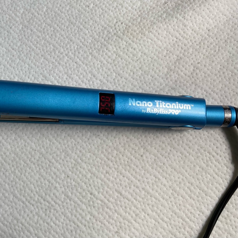 Hair styling hot tool — Nano Titanium 1” by Babyliss Pro